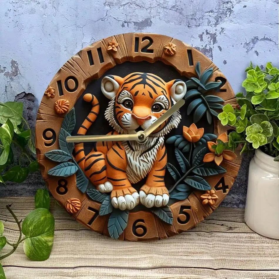 Charming Tiger Pattern Wooden Wall Clock – Perfect for Home Decor